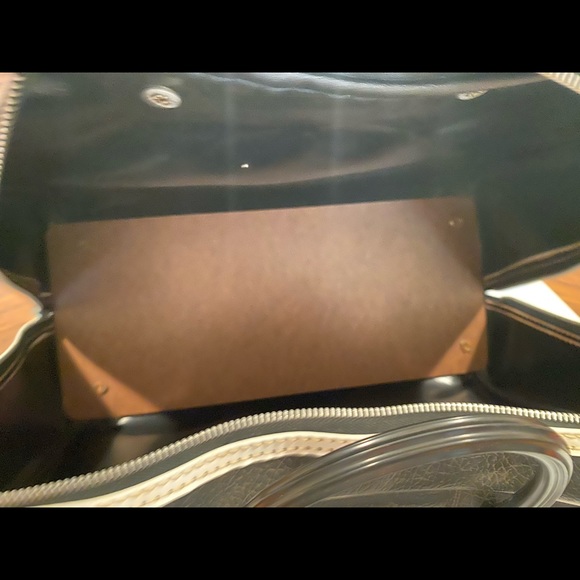 Vintage Faux Leather Black Carry On Zip Up - Picture 5 of 6